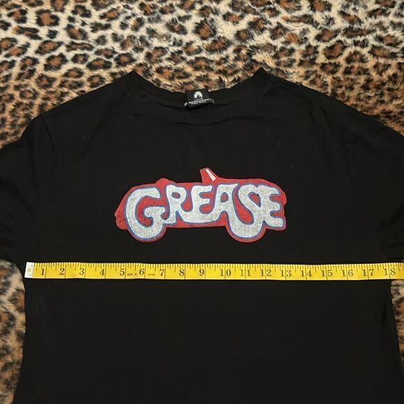 Grease Movie Sandy Danny Black Graphic Front Back Shirt Pink Ladies Rizzo Music - Picture 5 of 10